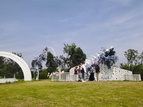 青山江滩、汉阳月湖……以爱之名拉动餐饮、婚庆、文旅等消费——“最美婚登地”牵起浪