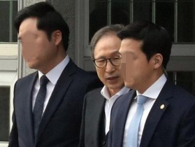 吴尊分享婚礼现场照 发文甜蜜表白妻